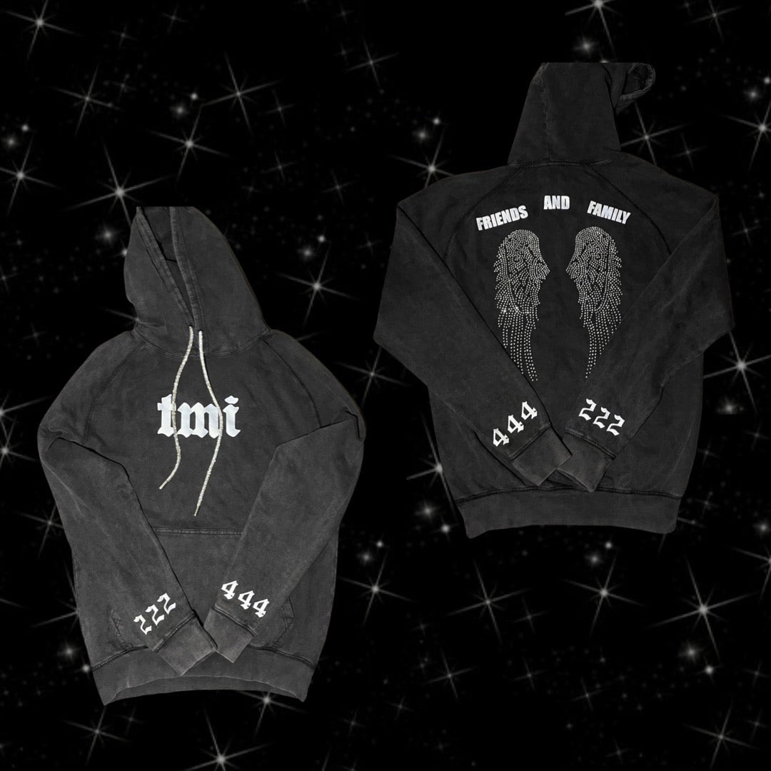 Black angel wings online hoodie