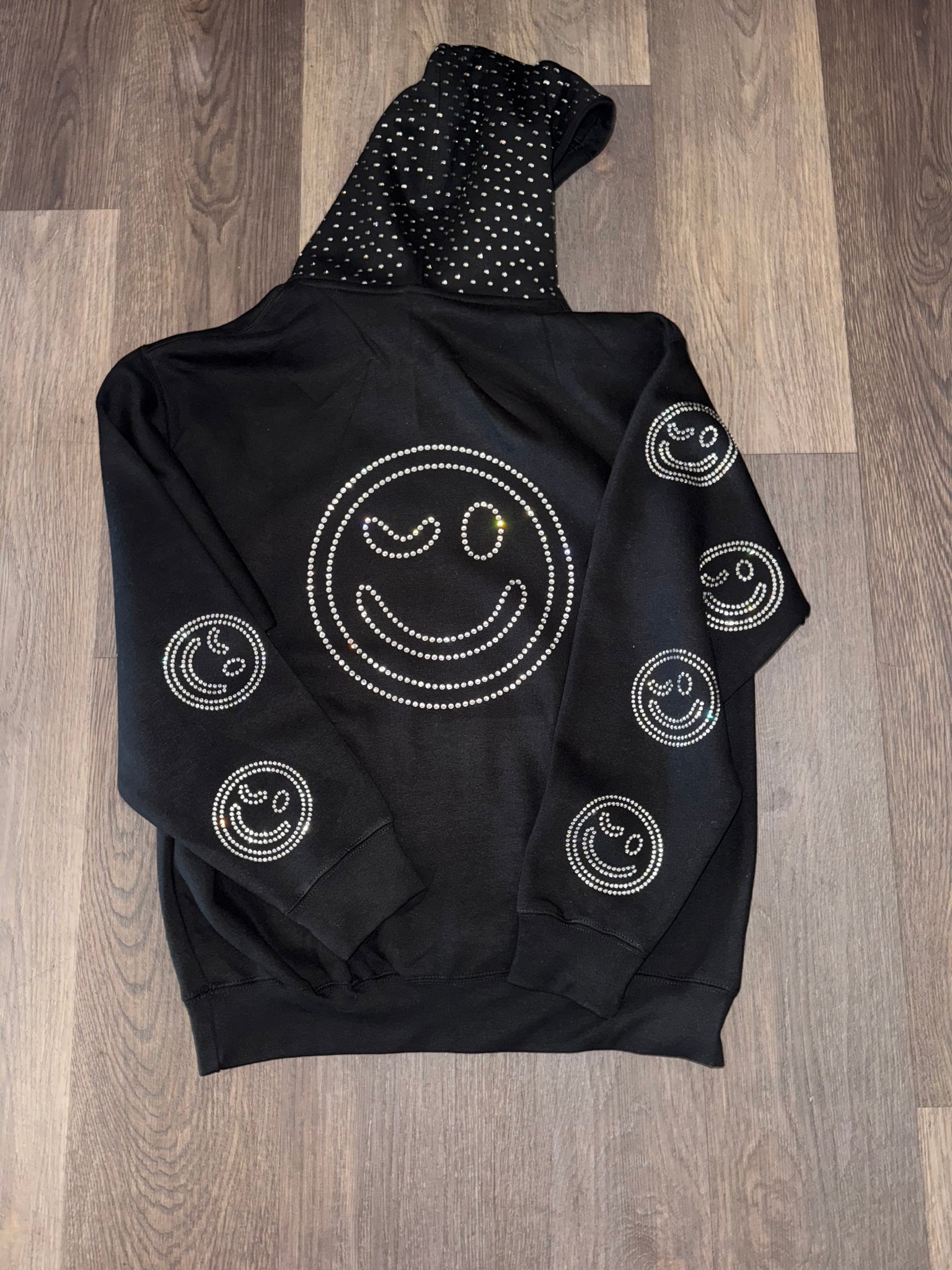 BLACK BUSSDOWN WINKY HOODIE